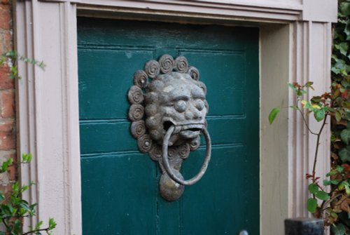 Door knocker