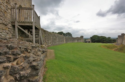 Pickering Castle 005