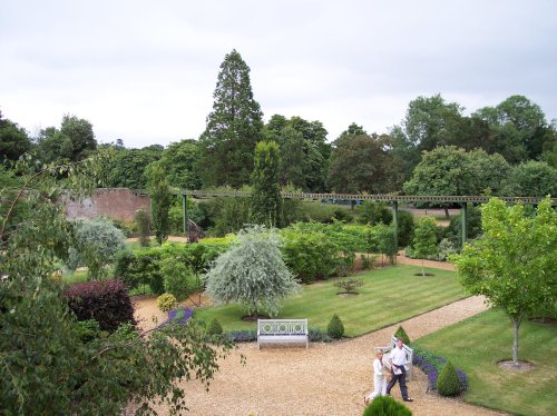 Beaulieu Abbey Gardens