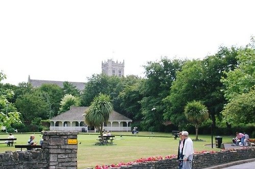 Christchurch Bowling Green and Priory