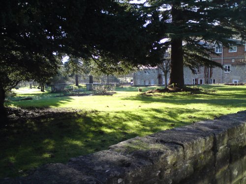 St. Johns Churchyard, Church Street