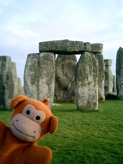 Bath Monkey visits Stonehenge
