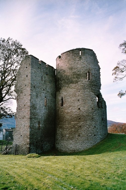 Crickhowell Castle