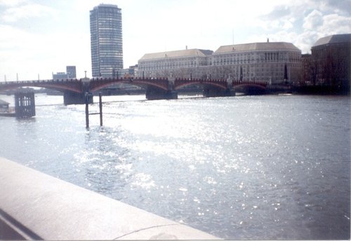 Lambeth Bridge, London 1996