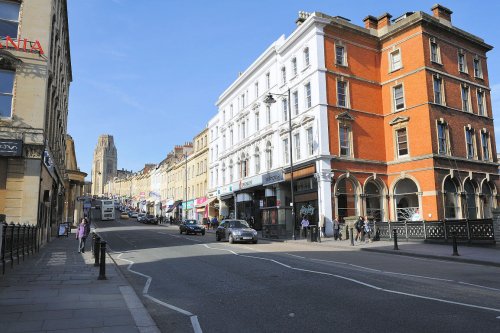 Bristol University (Distance) and Bristol Park Street - March 2010