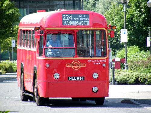 Old buses at Uxbridge 27 06 10