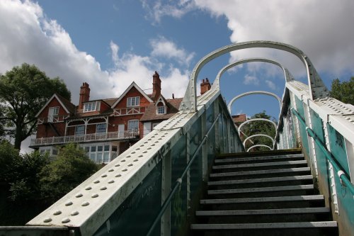 The Roebuck and the Railway Footbridge at Tilehurst