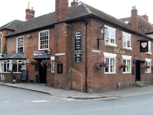 Red Lion, Newent