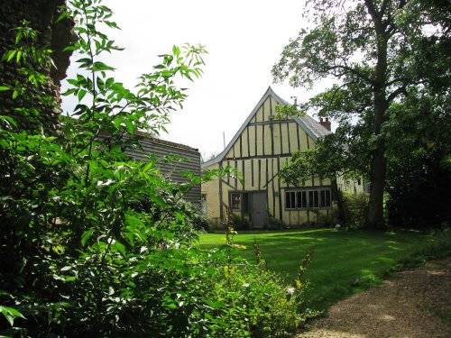 House through the Castle Gate