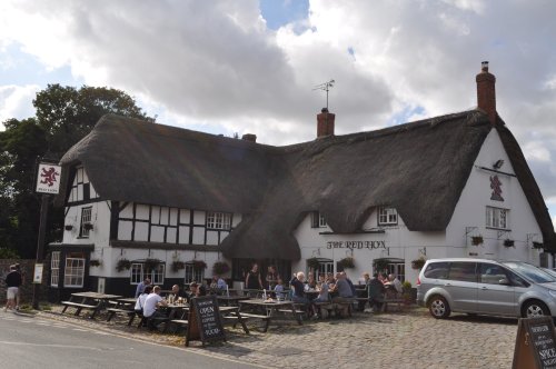 Red Lion Pub, Avebury, Wiltshire