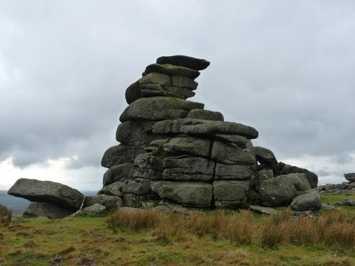 Staple Tor