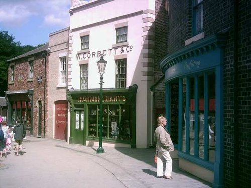 Blists Hill Victorian Town High St - August 2010