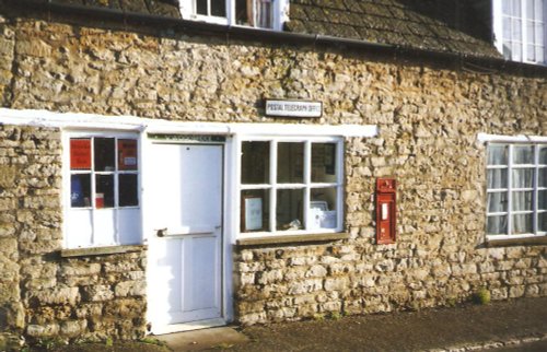 WADENHOE  POST OFFICE, NORTHANTS