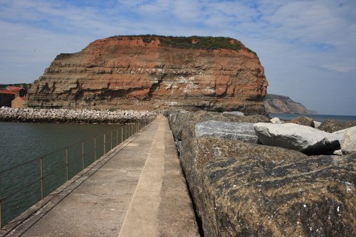 Rocky harbour wall