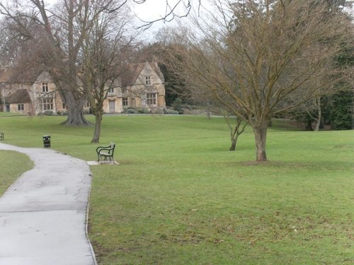 RUSHDEN HALL PARK