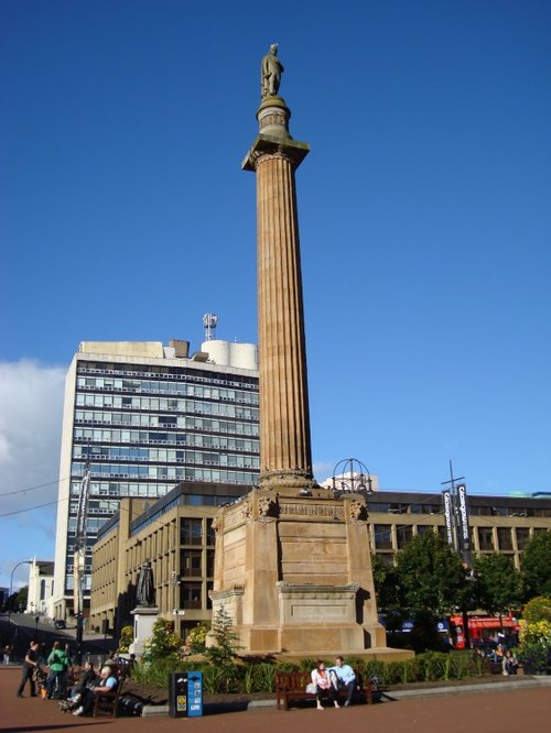 Monument to Sir Walter Scott.