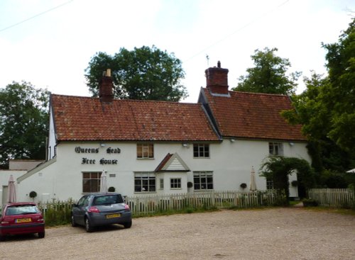 Dennington Queens Head Pub