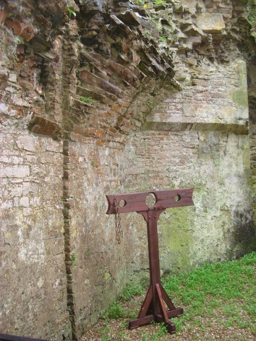 Village stocks