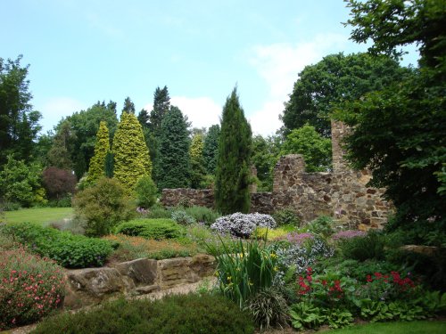 Great Comp Garden, June 2008