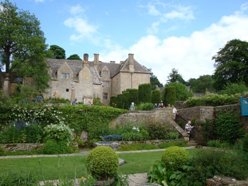 Snowshill Manor June 2008