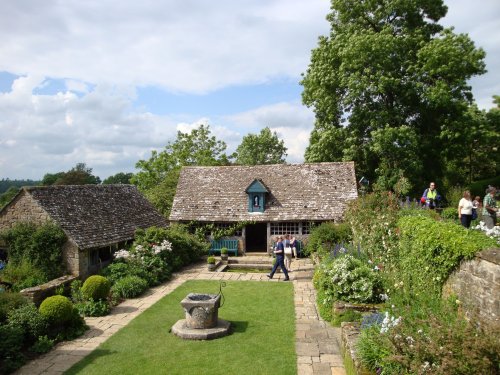 Snowshill Manor June 2008