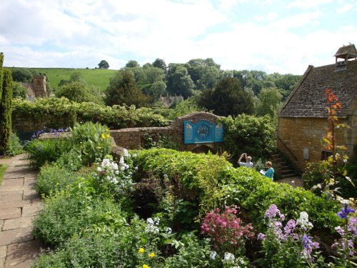 Snowshill Manor June 2008