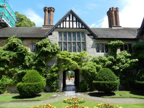 Baddesley Clinton June 2011