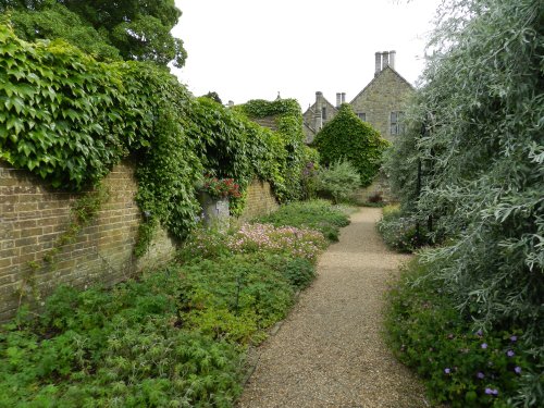 Wakehurst Place 24 June 2011