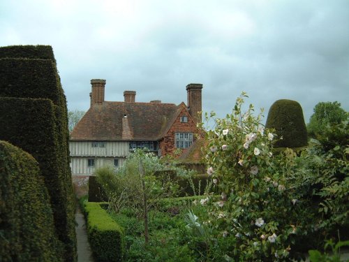 Great Dixter, May 2001