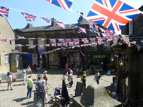 Buskers in Haworth