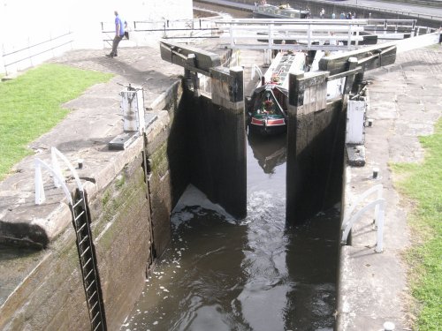 5 rise Loch at Bingley