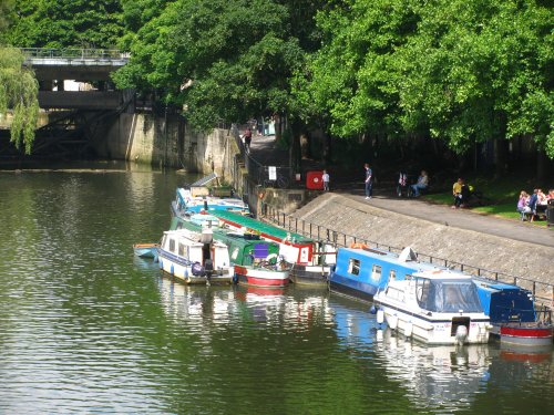 Narrowboats and Cruisers