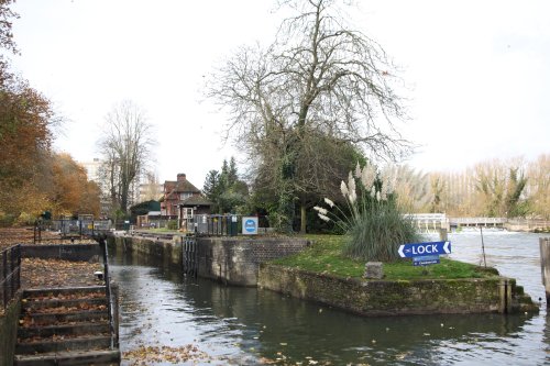 Caversham Lock, Caversham