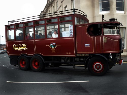 Steam powered bus 3