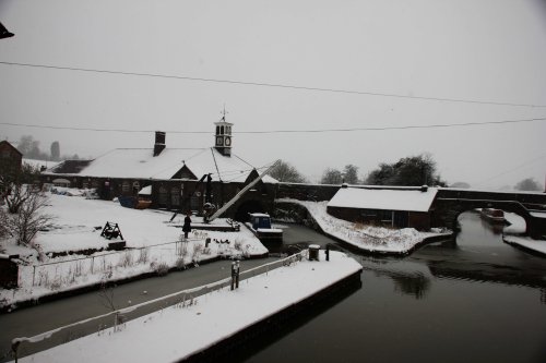 Snowy Hartshill