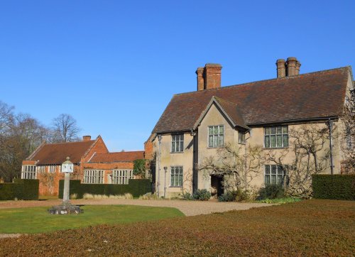 Packwood House