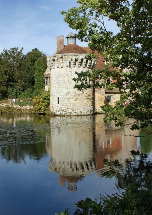 Scotney Castle