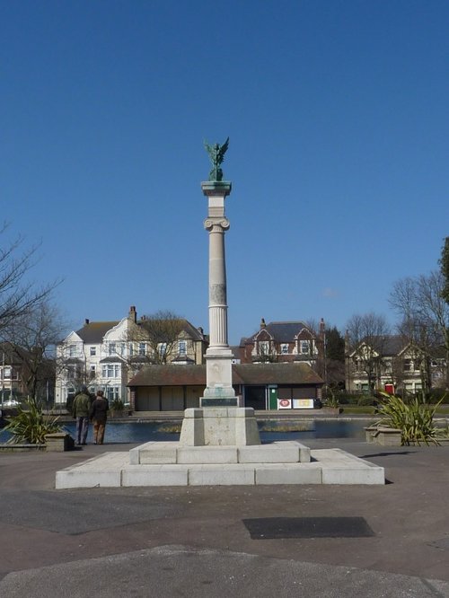 Monument in Kensington Gardens, Lowestoft