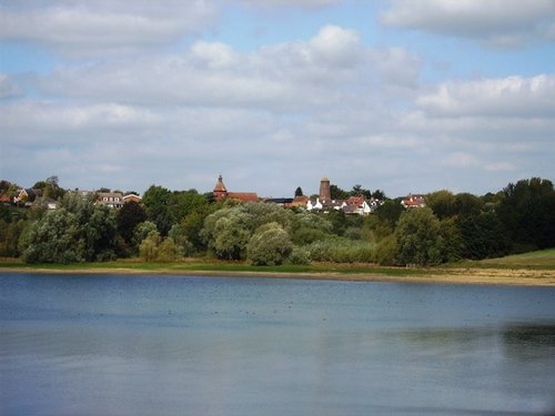 Draycote Water, looking towards Thurlaston