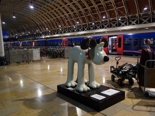 Gromit at Paddington Station