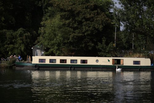 Whittington's Tea Barge moored at Caversham