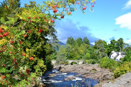 Dochart falls