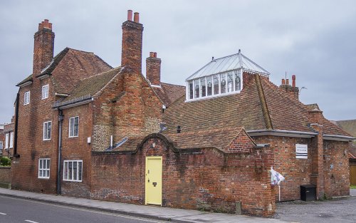 Quadrille Court, Lymington