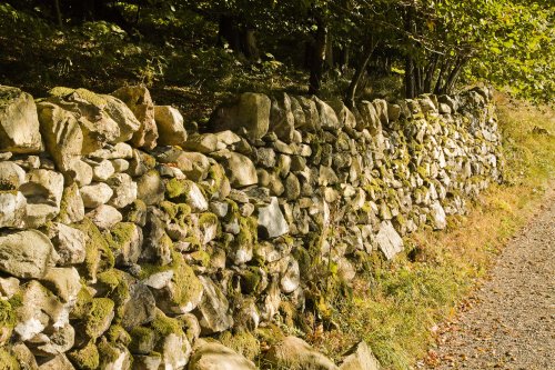 Skelghyll 16 another bit of wall