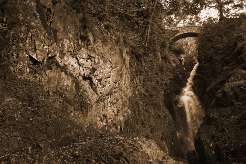 Aira Force rockface