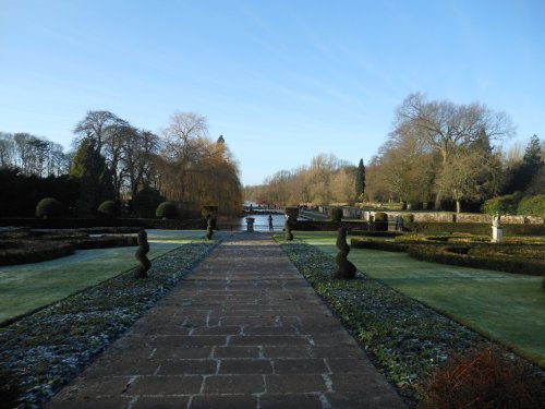 Coombe Abbey Hotel gardens