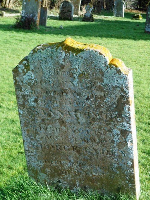 St Peter's Churchyard, Bourton On Dunsmore