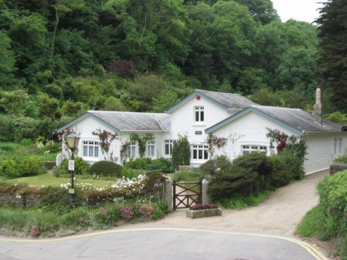 Fowey - Former Home of Daphne du Maurier - June 2003