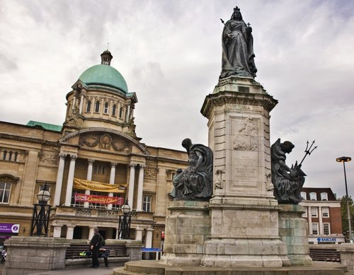 Queen Victoria Statue Hull