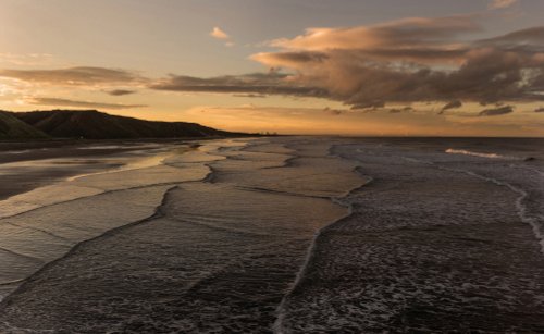 The Long Waves,Saltburn